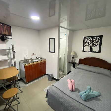 Apartaestudio Pequeno Privado Cerca Al Aeropuerto Bogotá Dış mekan fotoğraf